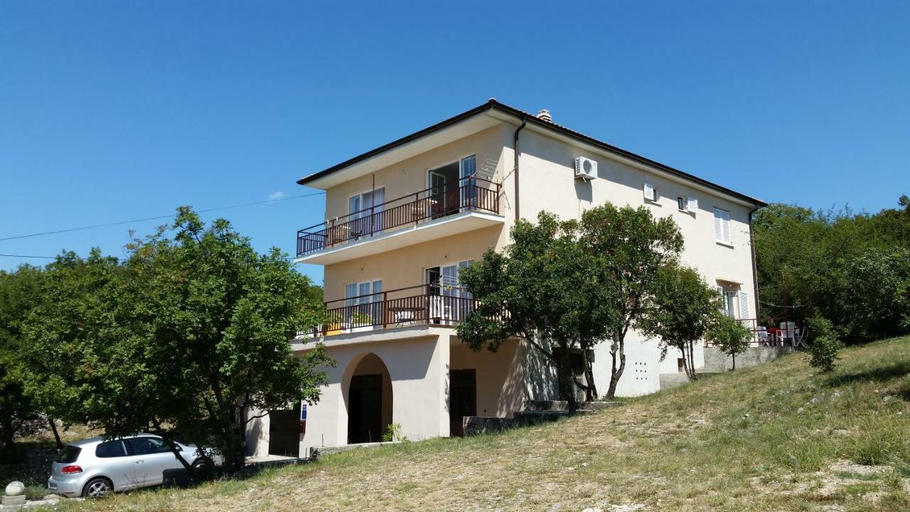 Apartments Claudia Šmrika 外观 照片